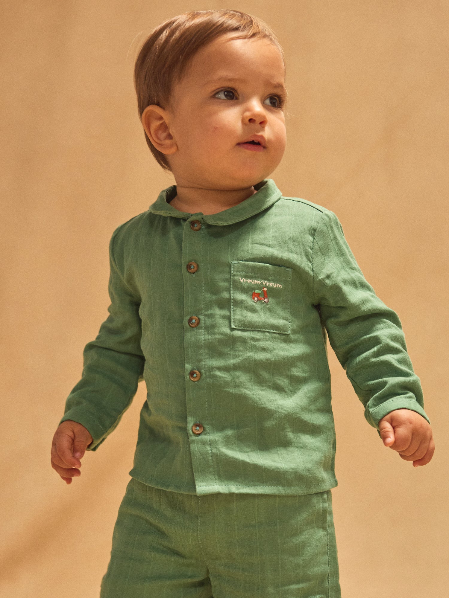 Tannengrüne Bluse für Baby Jungen