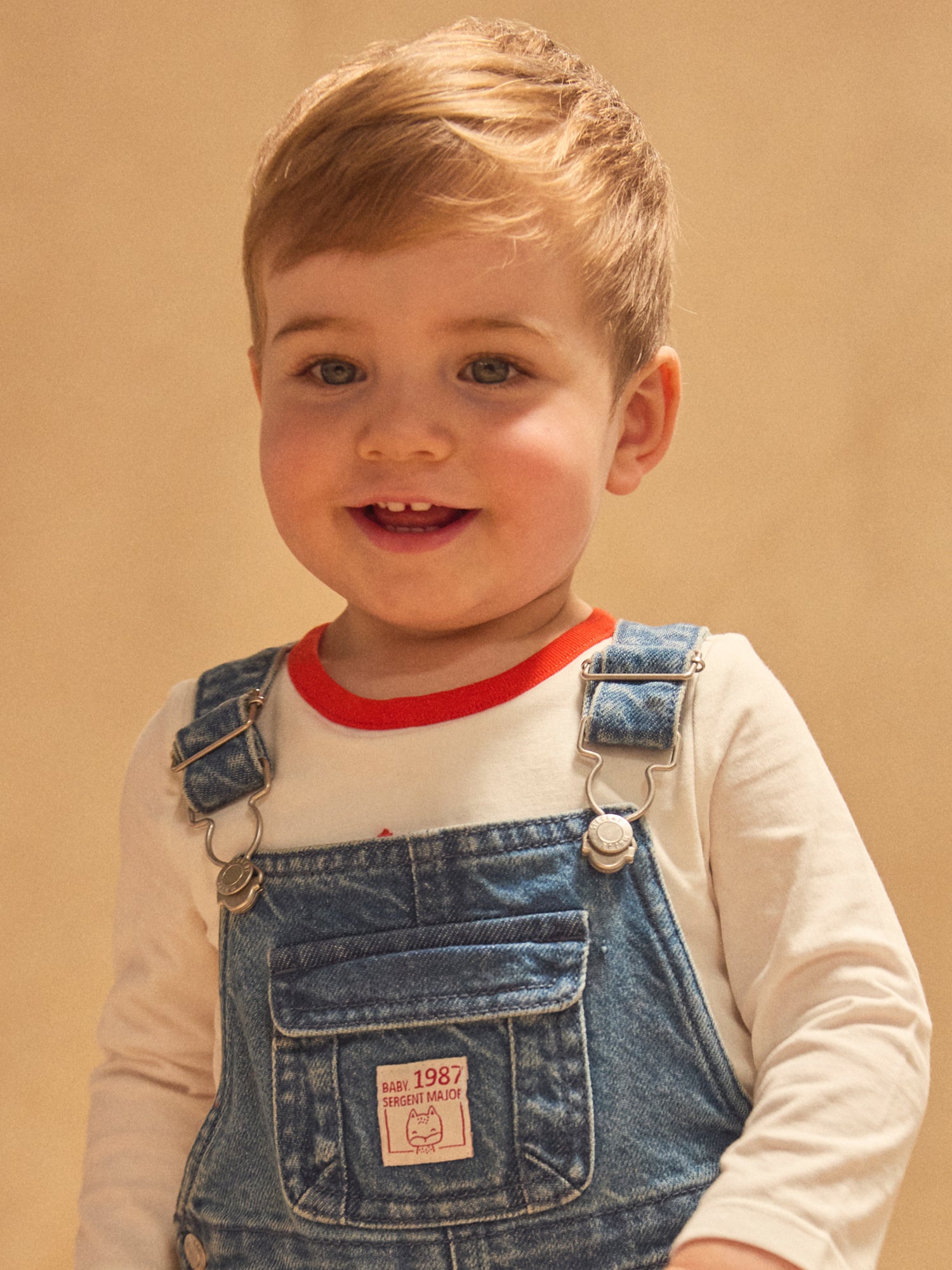 Blaue Jeans-Latzhose für Baby-Jungen