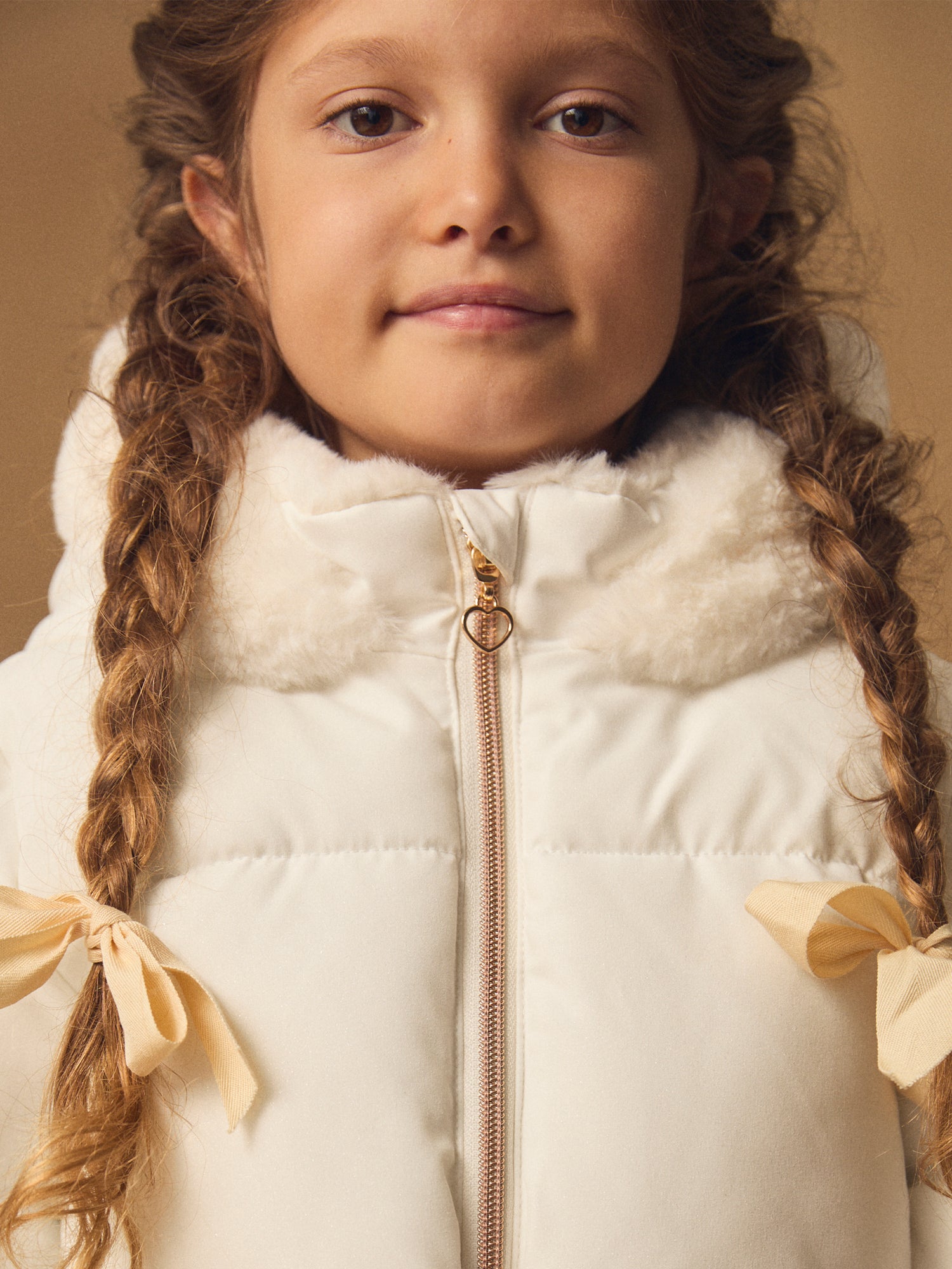 Weiße Steppjacke Mädchen