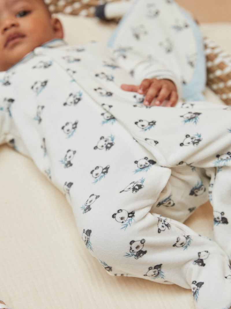 tmp/68893507776/products/b7a1bd72-d448-4429-9414-f750b92f0ac2/23H0NGB2GRE_001_3a6a2e050-db39-4df8-9654-076f6d93a151.jpg