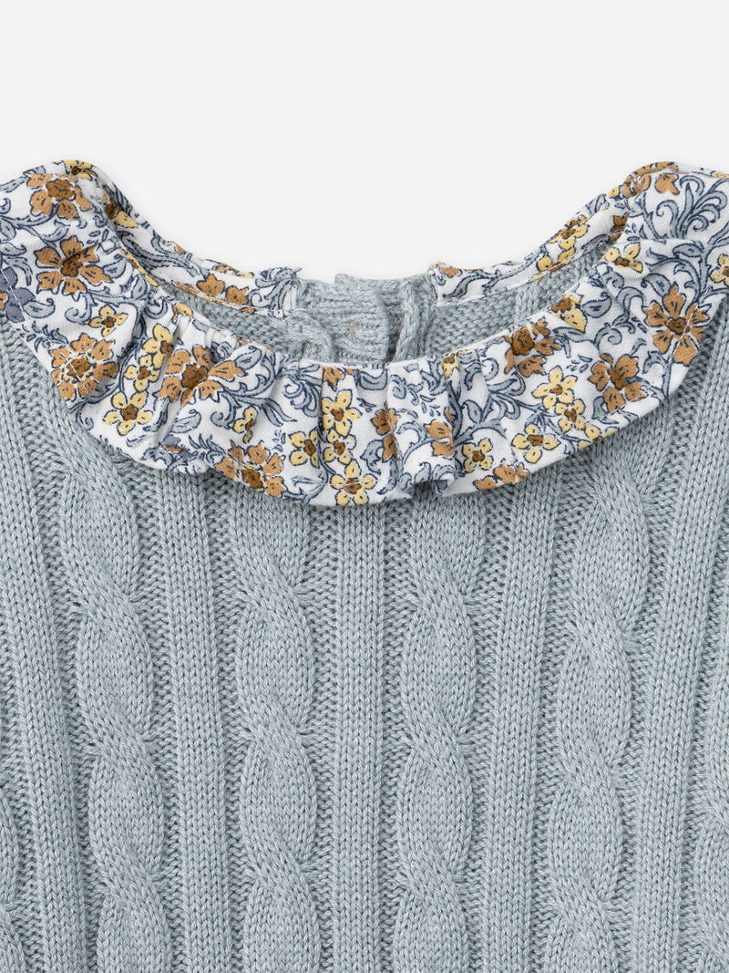 Dunkelblaues Oberteil und gedruckte Blumenleggings für Mädchen
