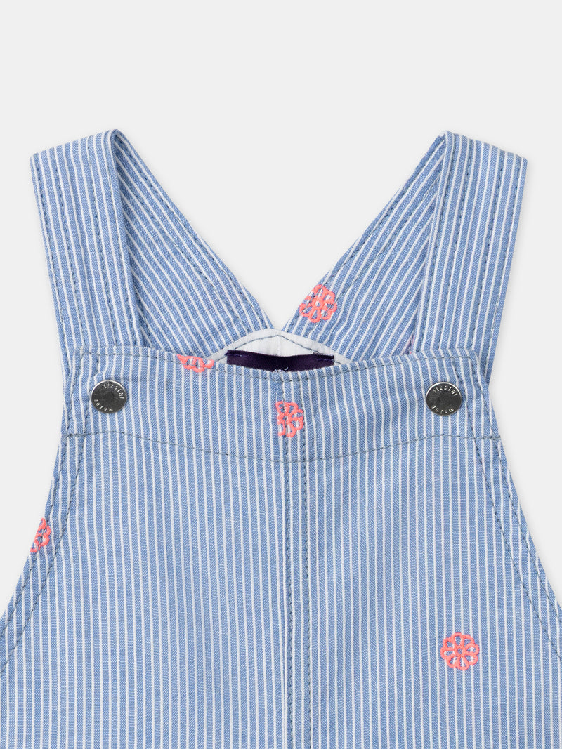 Kurze Latzhose mit blauen Streifen und Blumenstickereien für Baby-Mädchen
