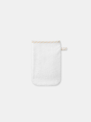 tmp/68893507776/products/b7e8ce39-1597-4bcb-9e06-684f04931f1a/26H0AMQ1ACD_001_17aeb6fbbe-a4d3-4c90-ae09-345b6cb86134.jpg