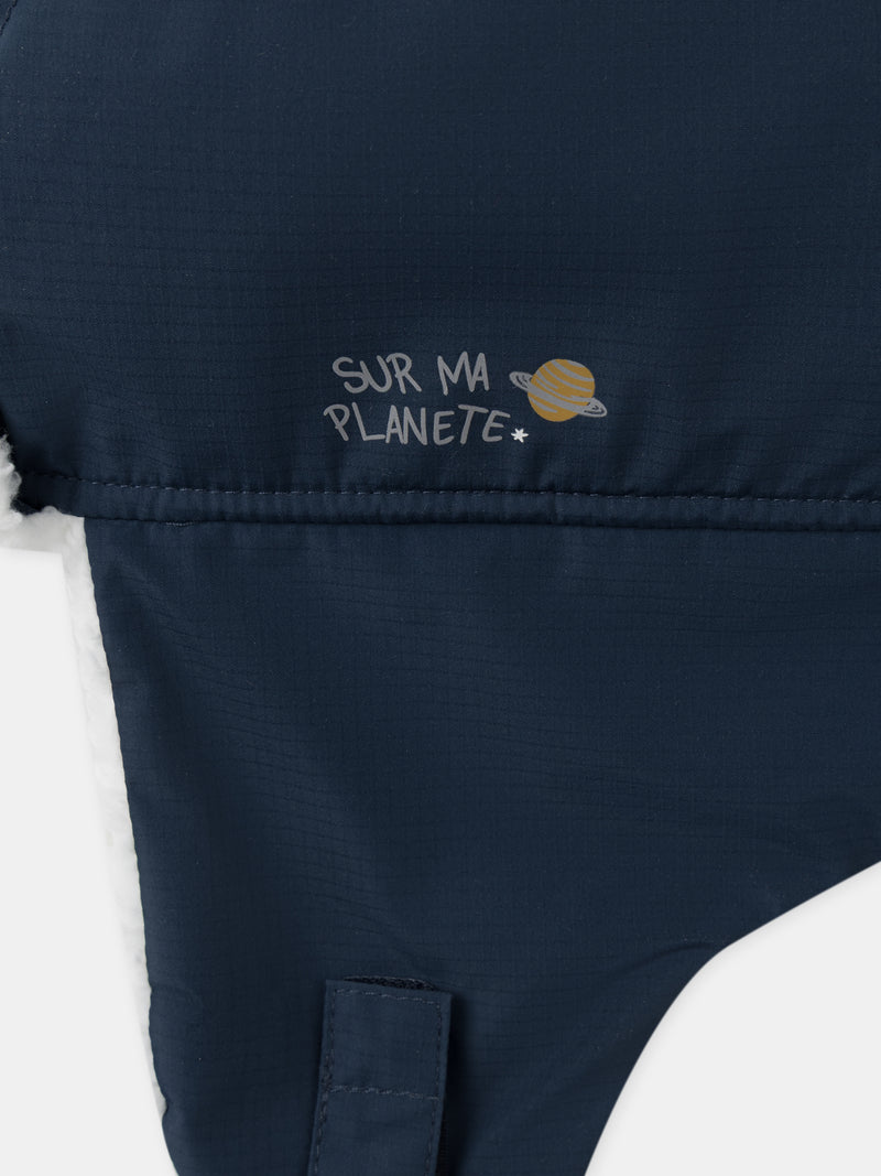 Chapka in petrolblau mit Druck "auf meinem Planeten" Jungen