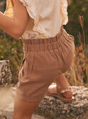 Beige bestickte Shorts mit Abnähern KISHORETTE / 24E2PFC1SHO804